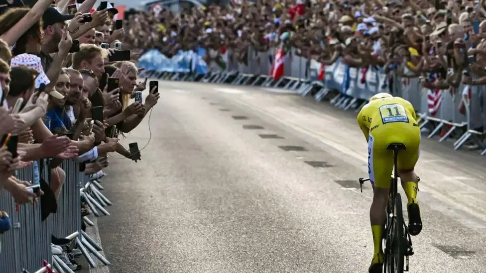 Tour de France to make historic return to Britain in 2027