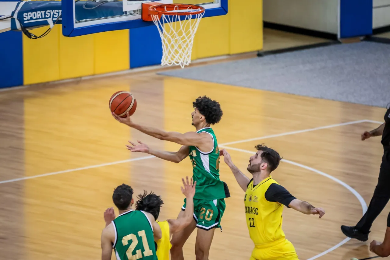 Al-Ahli overcome Qatar SC, Al-Arabi defeat Al-Gharafa in Amir Cup Basketball Championship