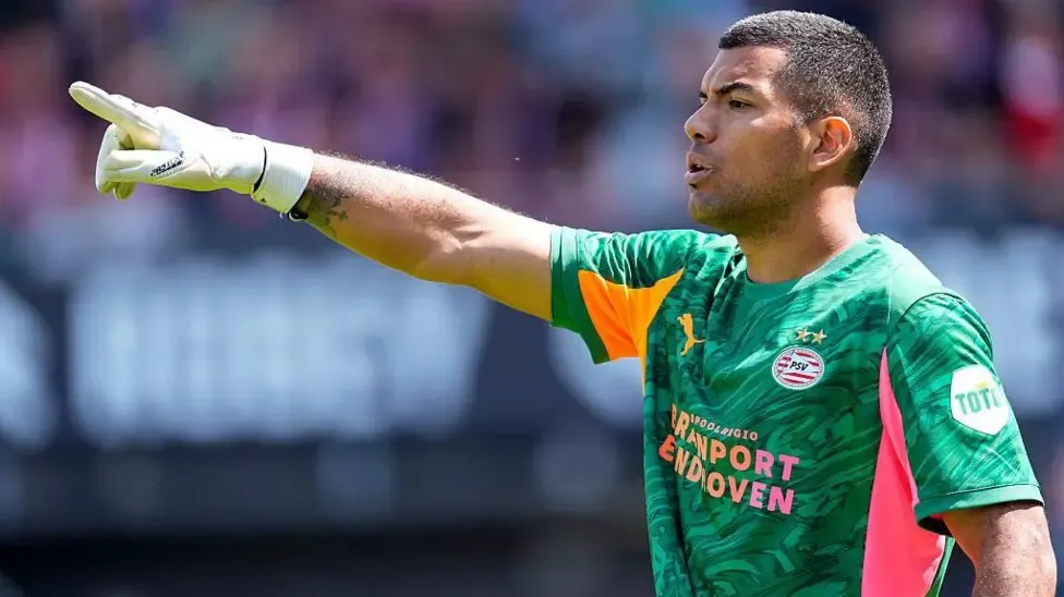 Crystal Palace set to sign PSV goalkeeper Walter Benitez on free transfer
