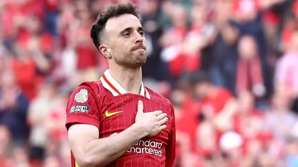 Liverpool and Portugal star Diogo Jota dies in car crash at 28