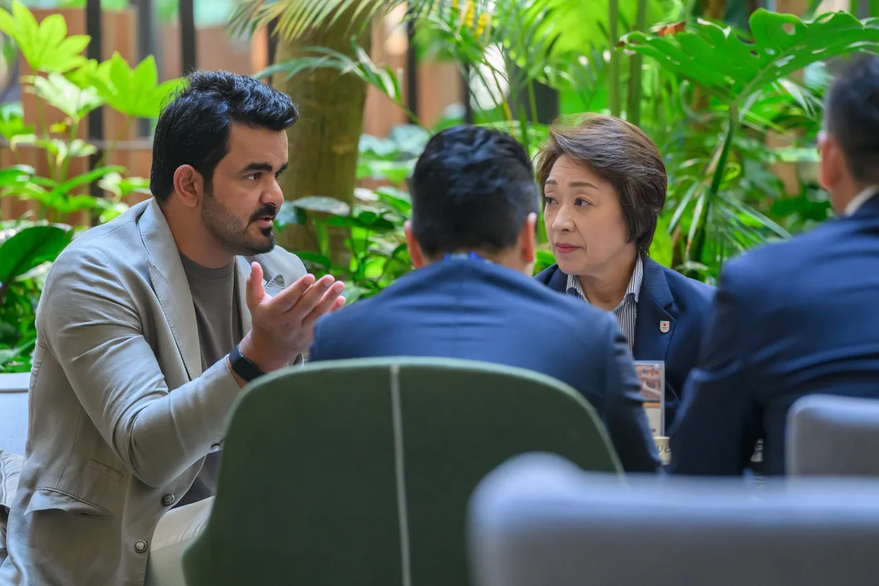 QOC President meets with senior sports officials on sidelines of World Aquatics Championships