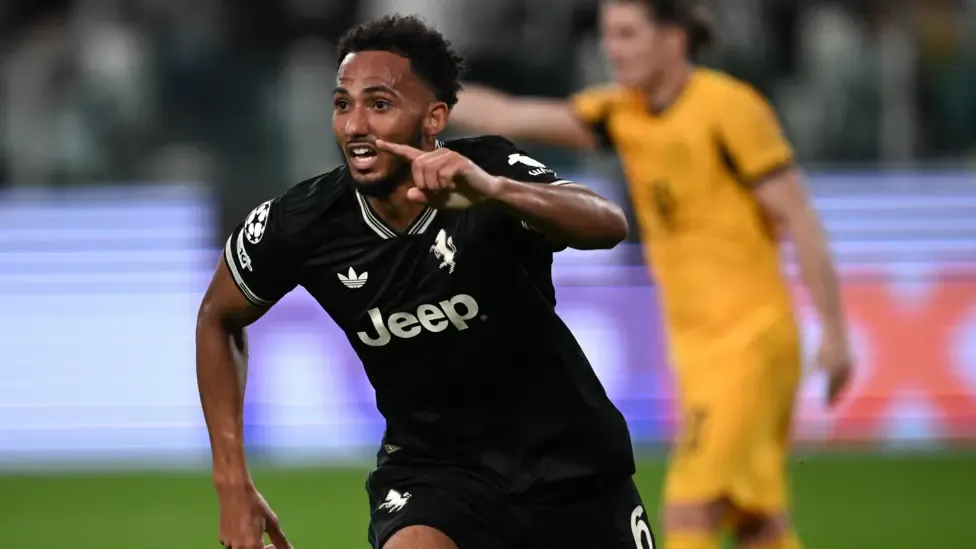 Kelly scores dramatically late equaliser in Juventus-Dortmund 8-goal thriller