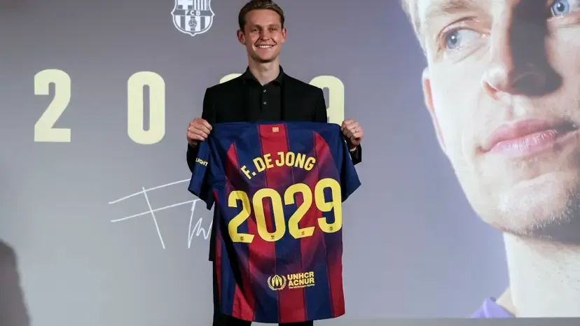 Frenkie de Jong extends Barcelona contract until 2029
