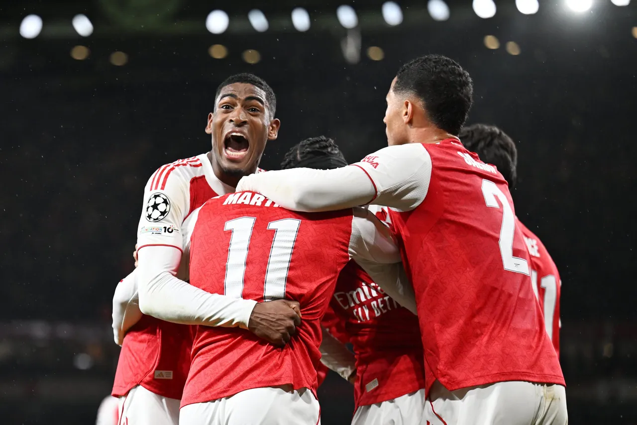 Madueke scores first Arsenal goal as Gunners sweep Bayern to stay perfect in CL