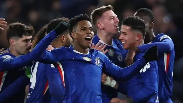 Estevao outshines Yamal as Chelsea sweep aside 10-man Barcelona