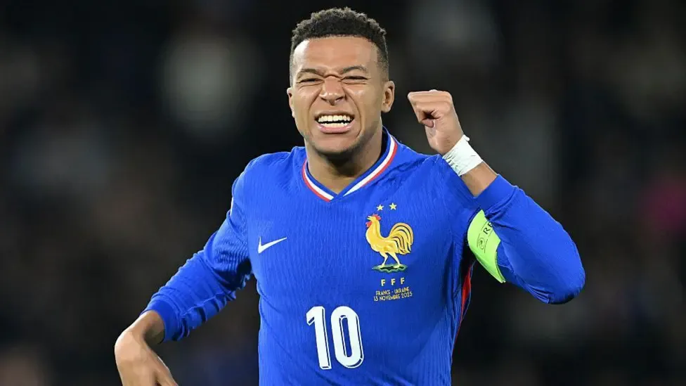 Mbappé double and Ekitike’s first France goal seal World Cup qualification