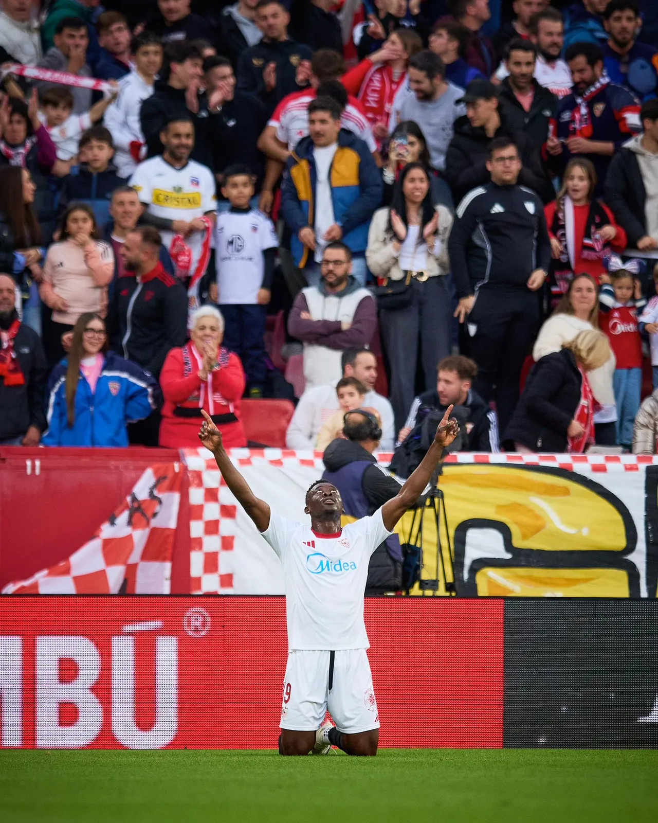 Sevilla 1–1 Rayo Vallecano: Adams and Espino Goals Share the Points in La Liga Clash