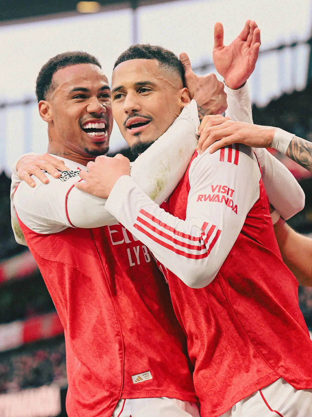 Arsenal Rally to Beat Chelsea 2–1 in Tense London Derby as Title Charge Intensifies