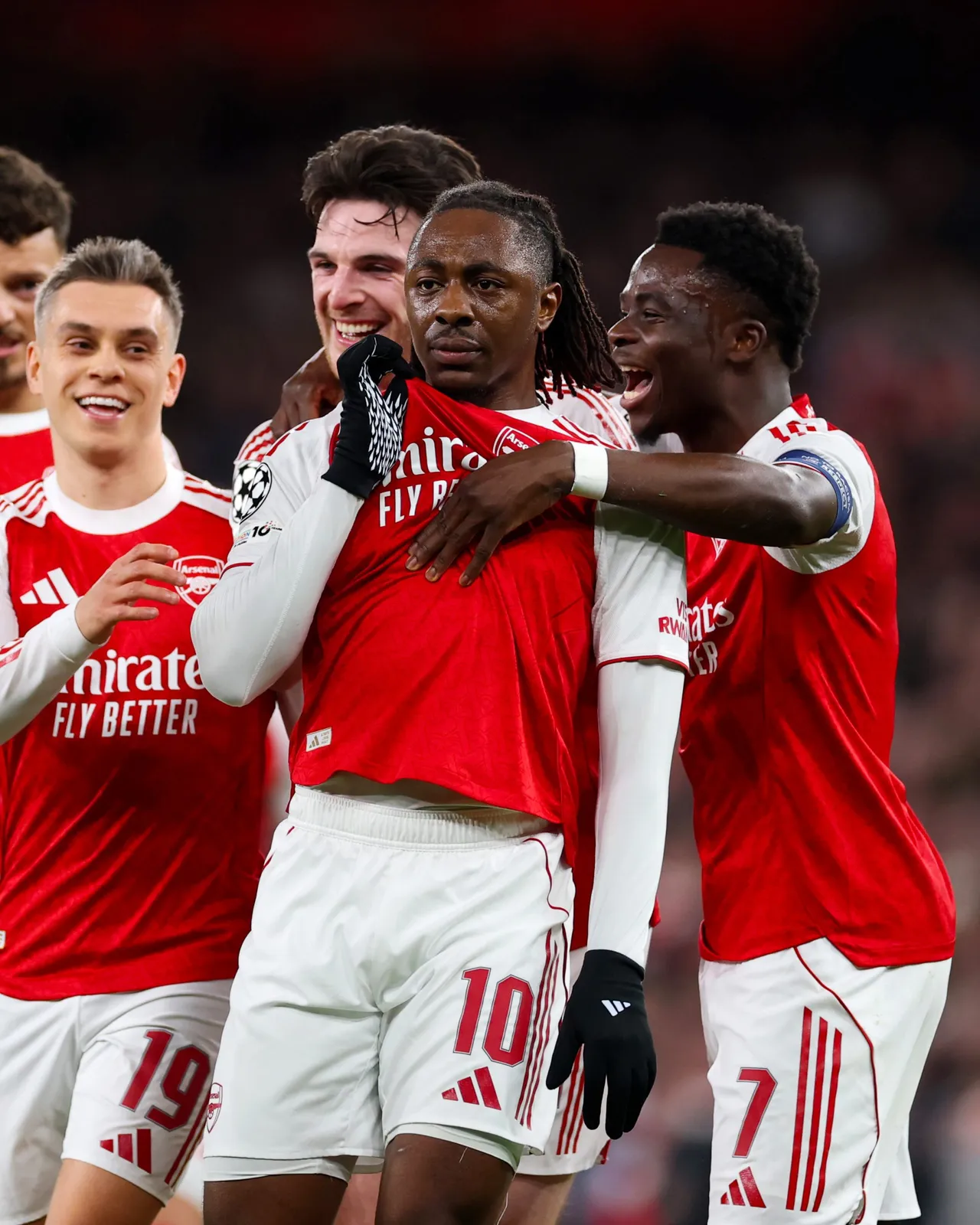 Arsenal cruise past Bayer Leverkusen to reach Champions League Quarterfinals
