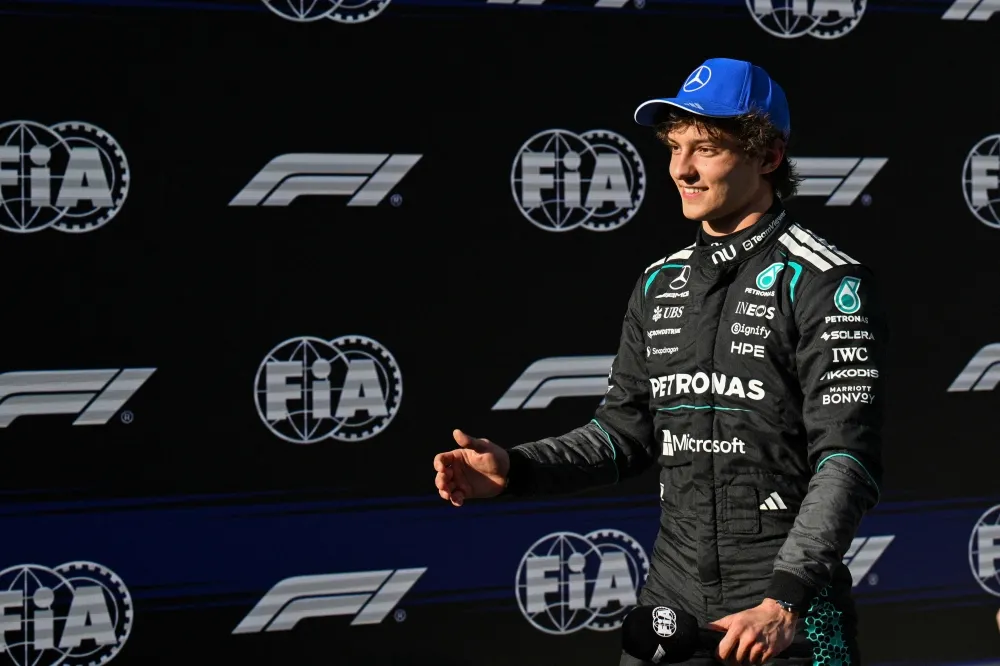Italian teen sensation Antonelli blasts to Chinese GP pole, youngest in F1 history