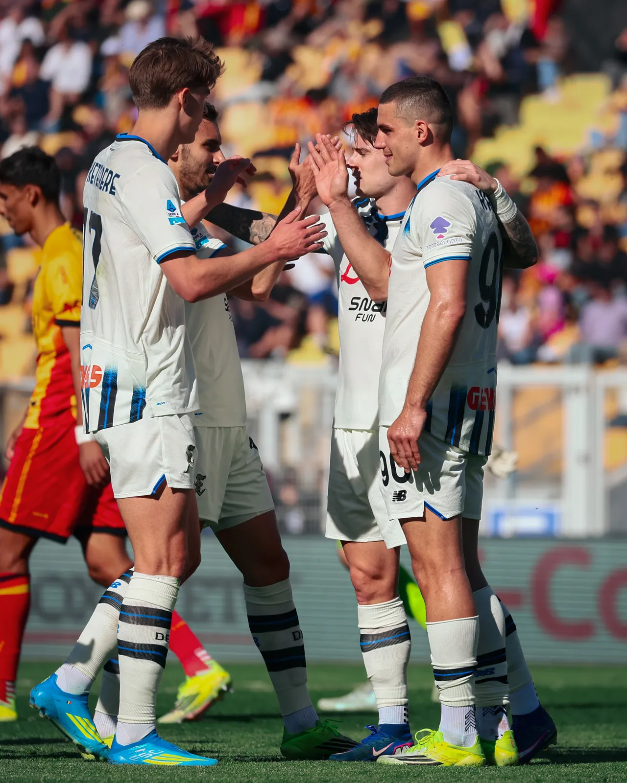Atalanta dominate Lecce with clinical 3-0 away victory