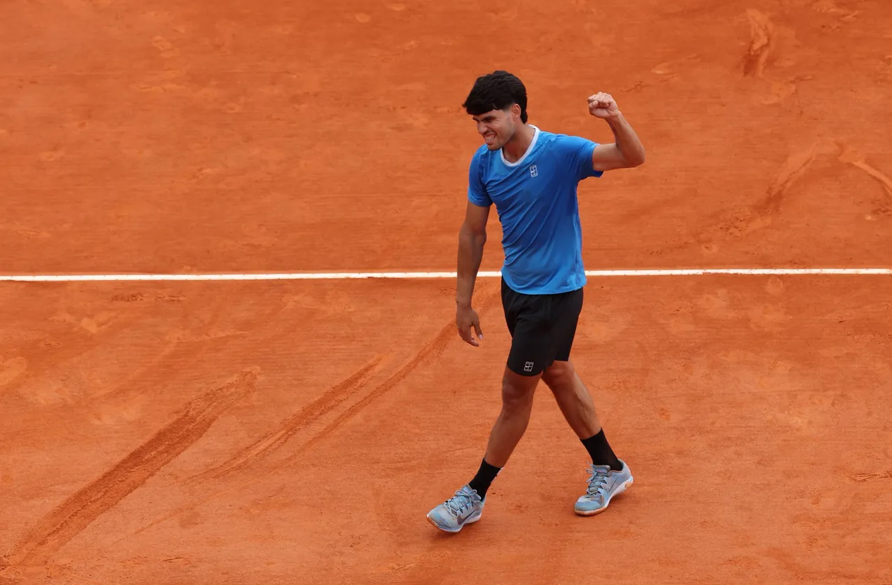 Alcaraz cruises into next round in Monte Carlo
