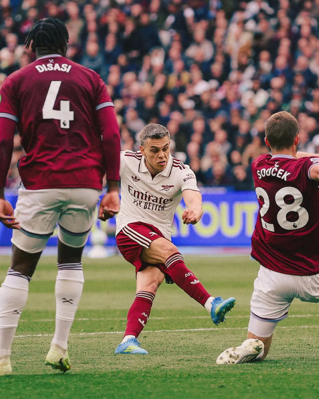 West Ham 0-1 Arsenal: Late drama, VAR tension and defensive resolve send Gunners to crucial victory