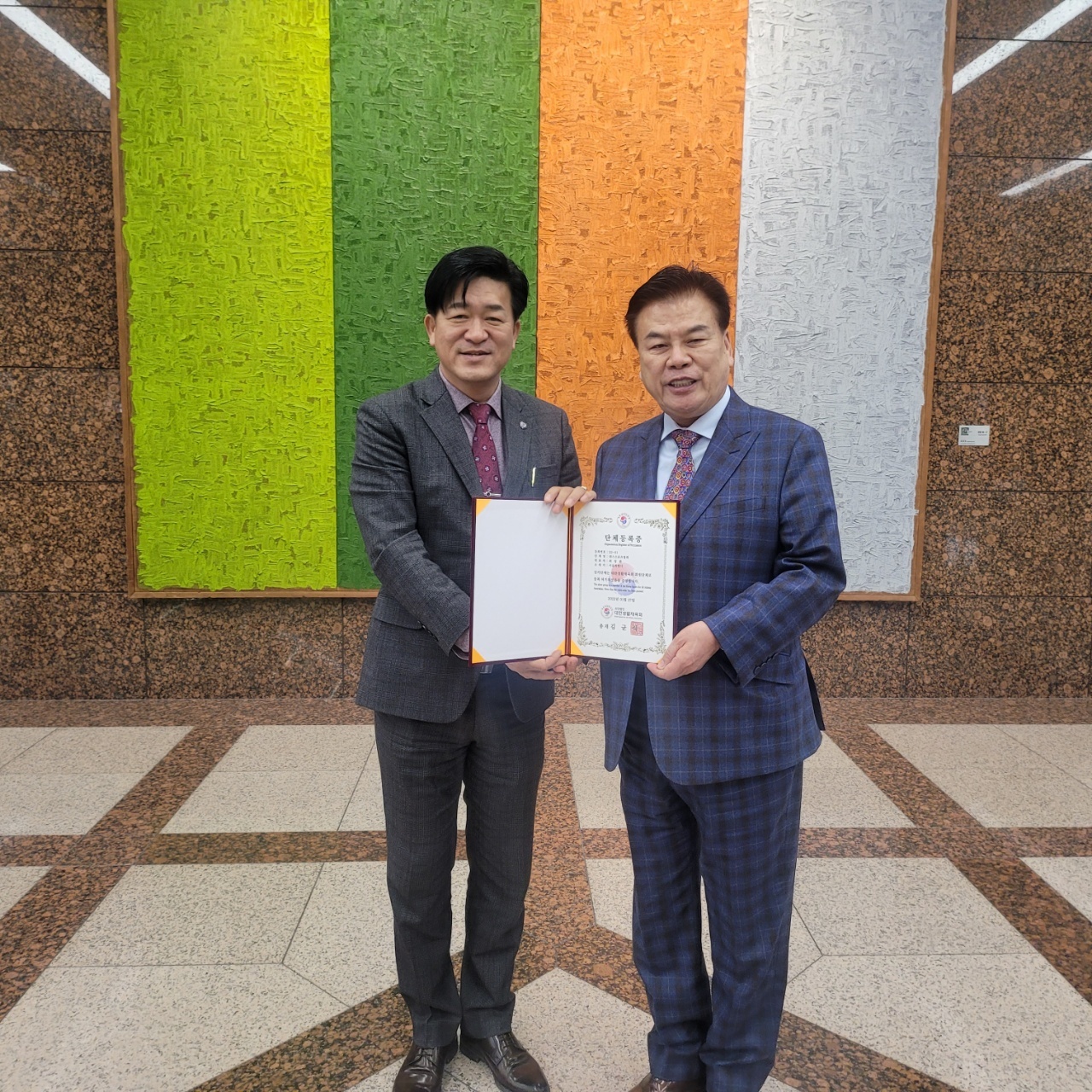 KakaoTalk_20220127_225311140_03.jpg