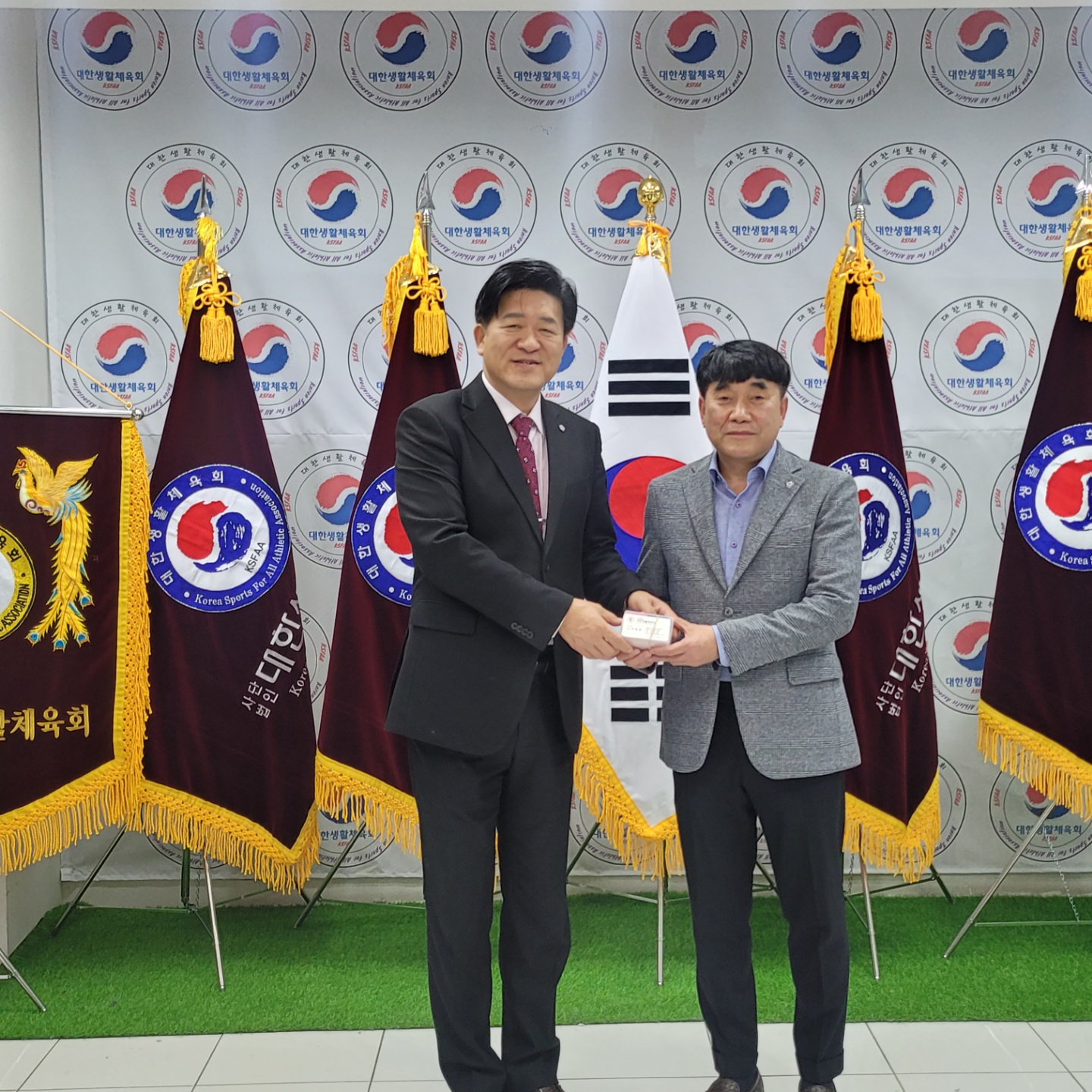 KakaoTalk_20220408_163313986_01.jpg