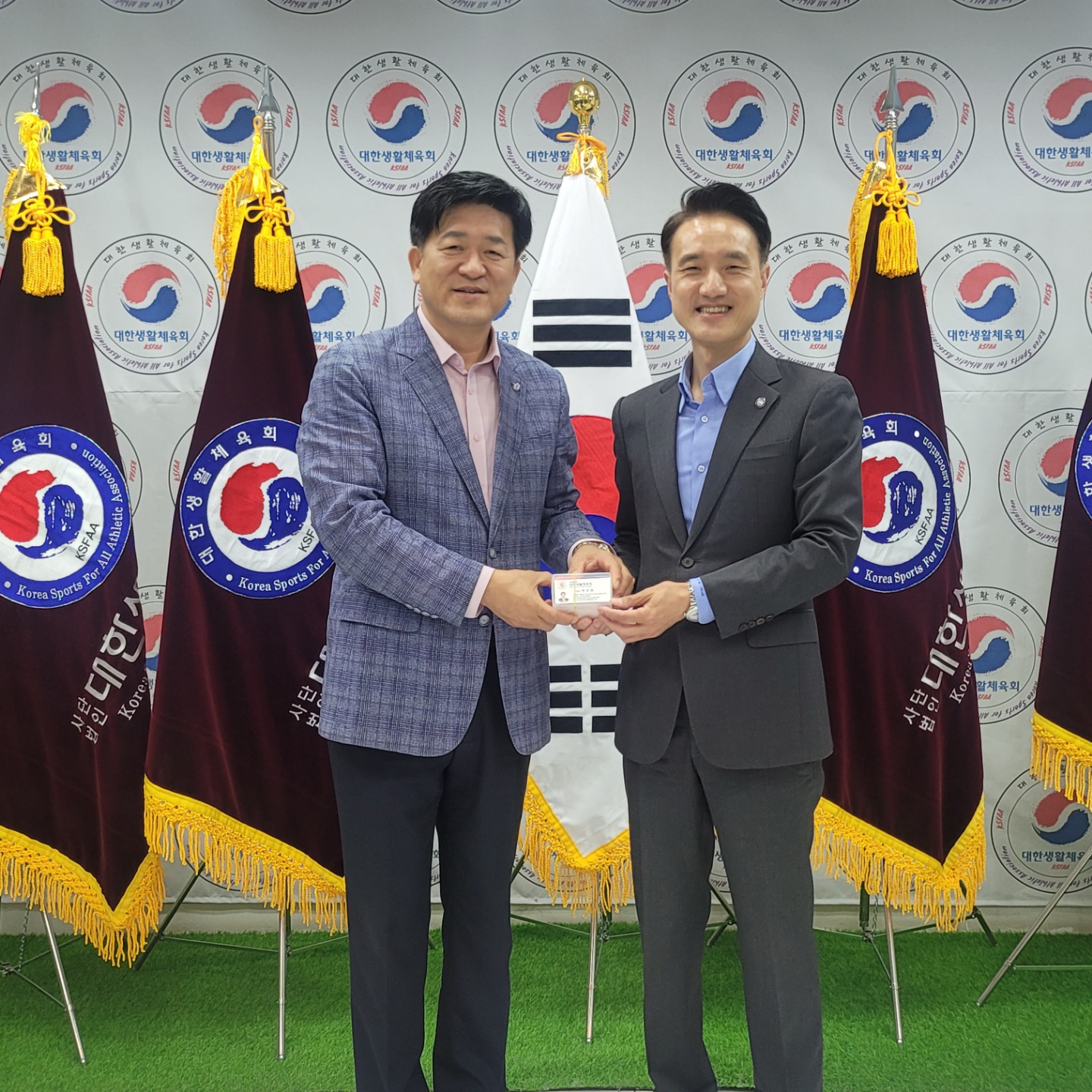KakaoTalk_20220525_103135733_04.jpg