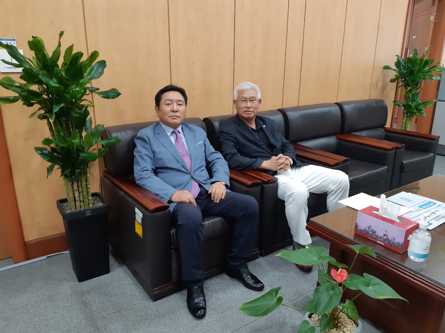 KakaoTalk_20220825_202814994_02.jpg