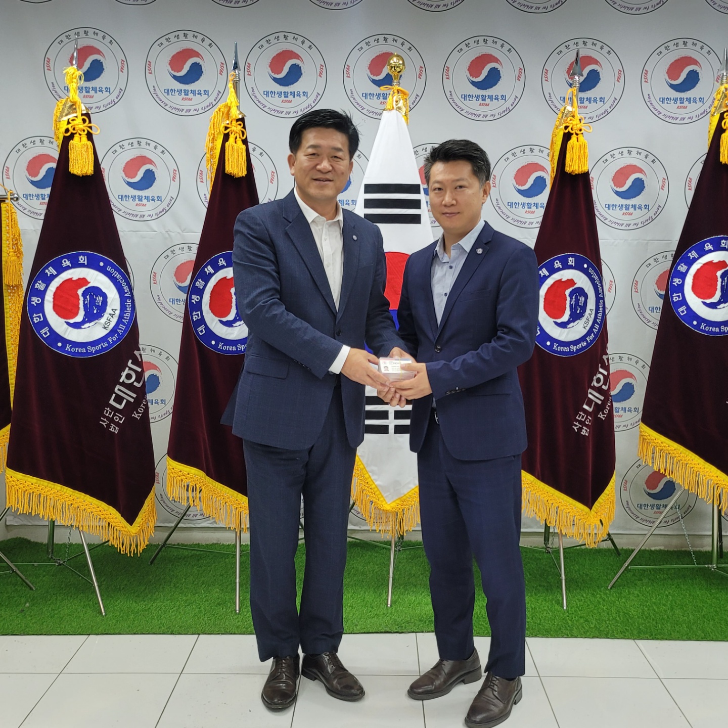 KakaoTalk_20220920_220944232_03.jpg