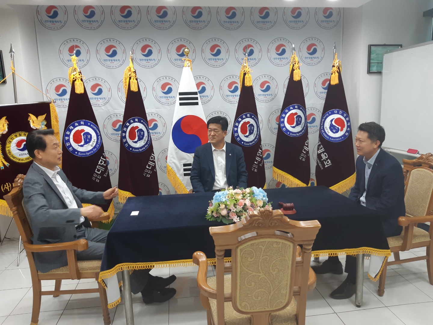 KakaoTalk_20220920_220944232_09.jpg