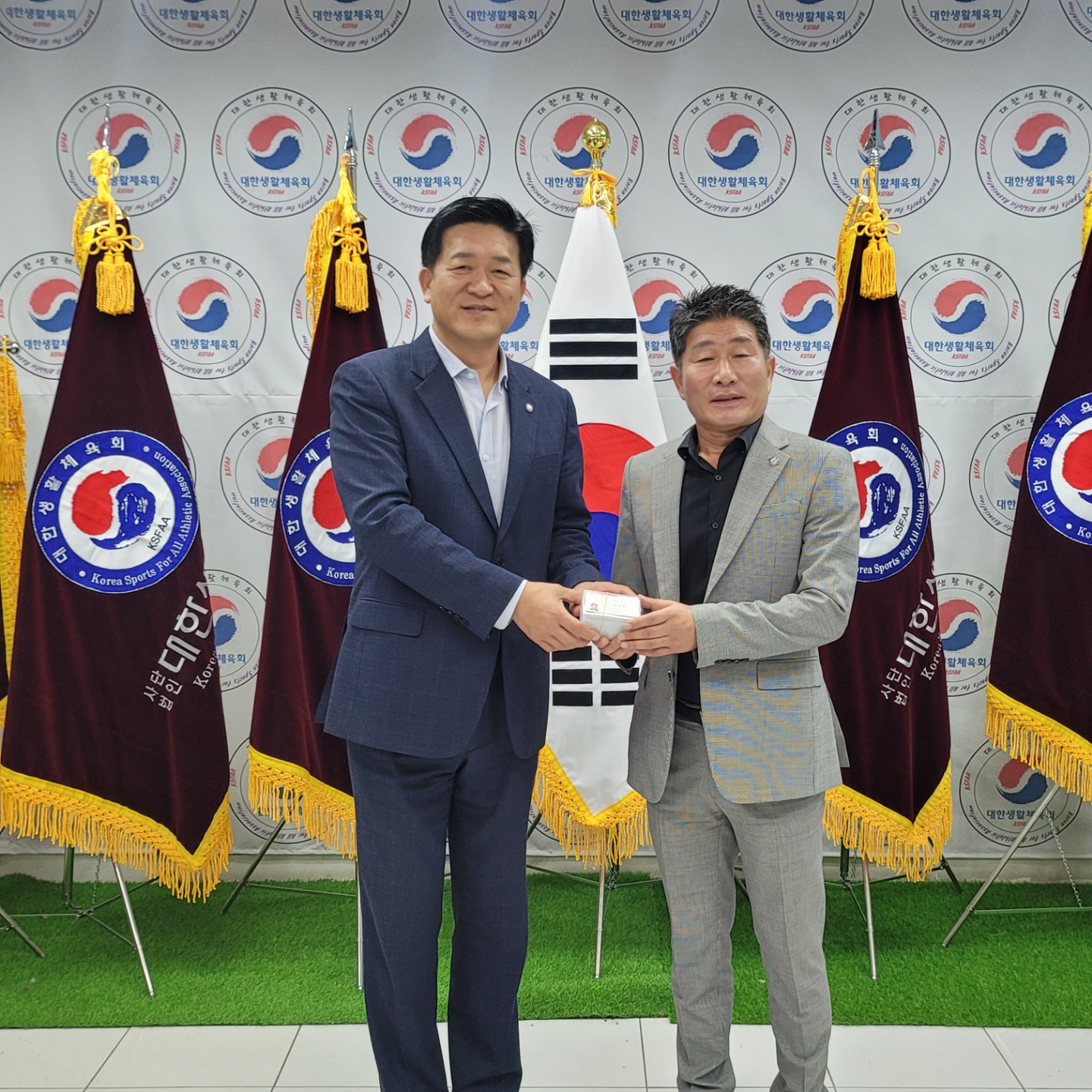 KakaoTalk_20220929_235832920_01.jpg