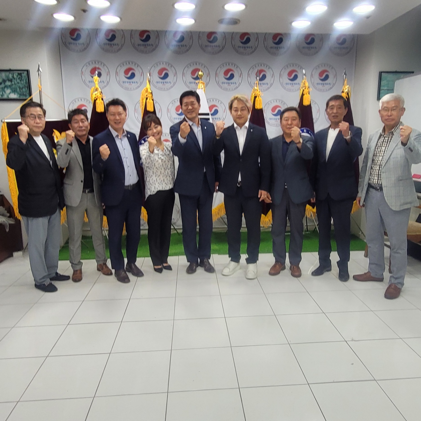 KakaoTalk_20220929_235832920_06.jpg