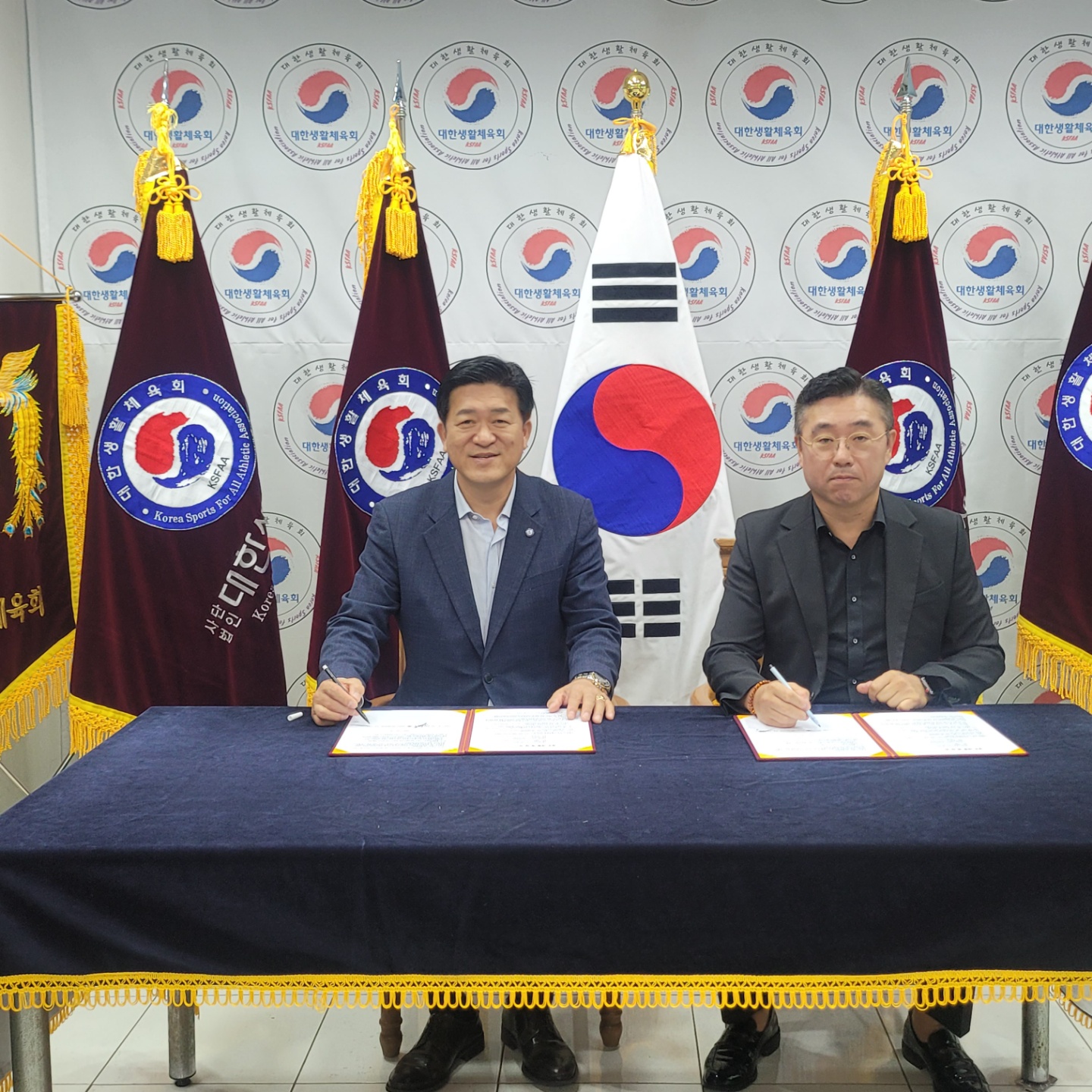 KakaoTalk_20220930_001010257_03.jpg