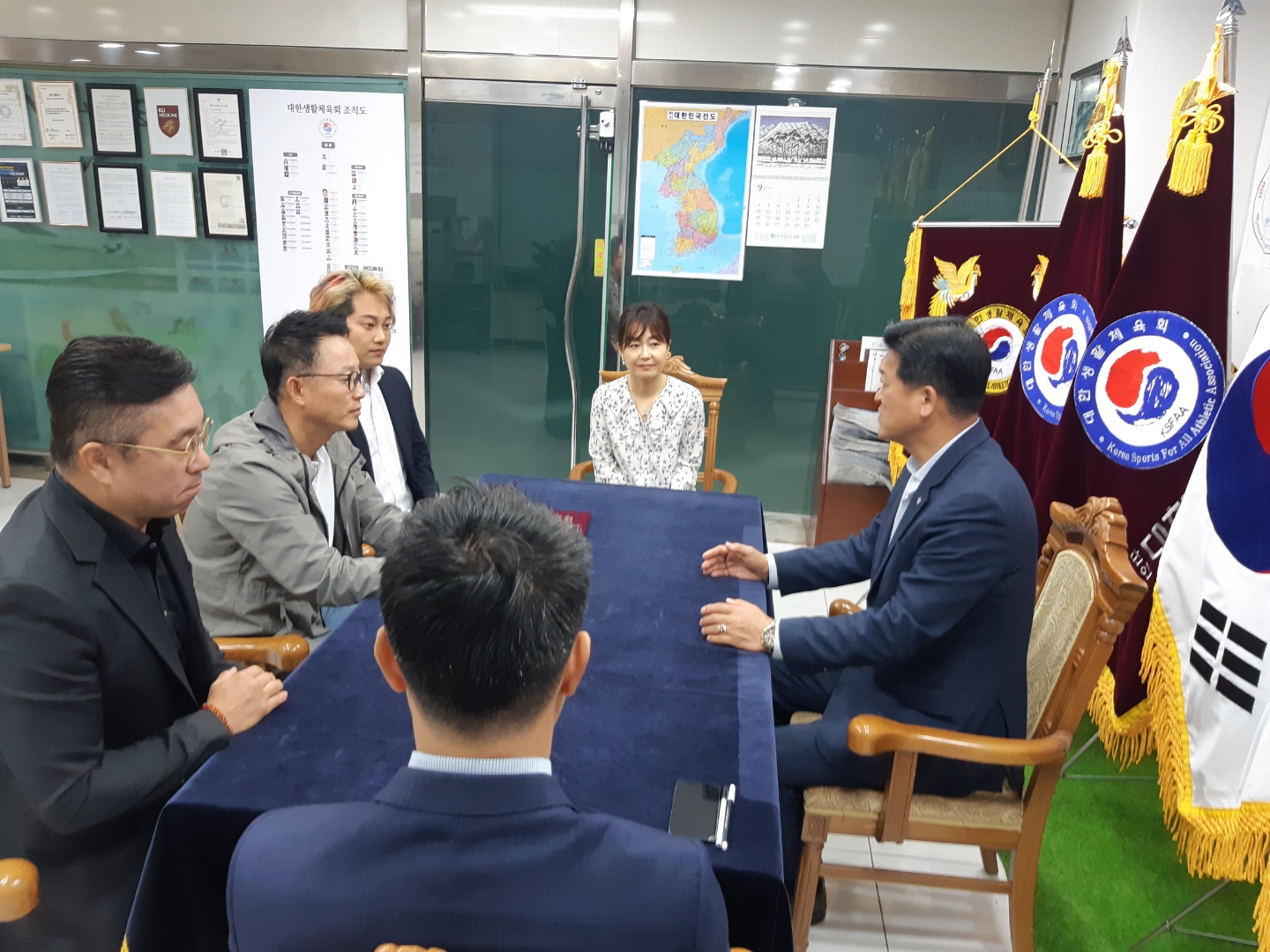 KakaoTalk_20220930_001010257_04.jpg