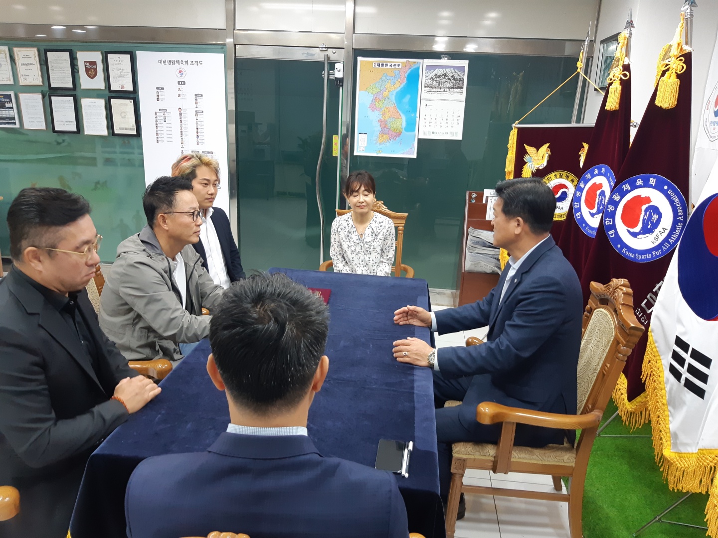 KakaoTalk_20220930_001010257_05.jpg