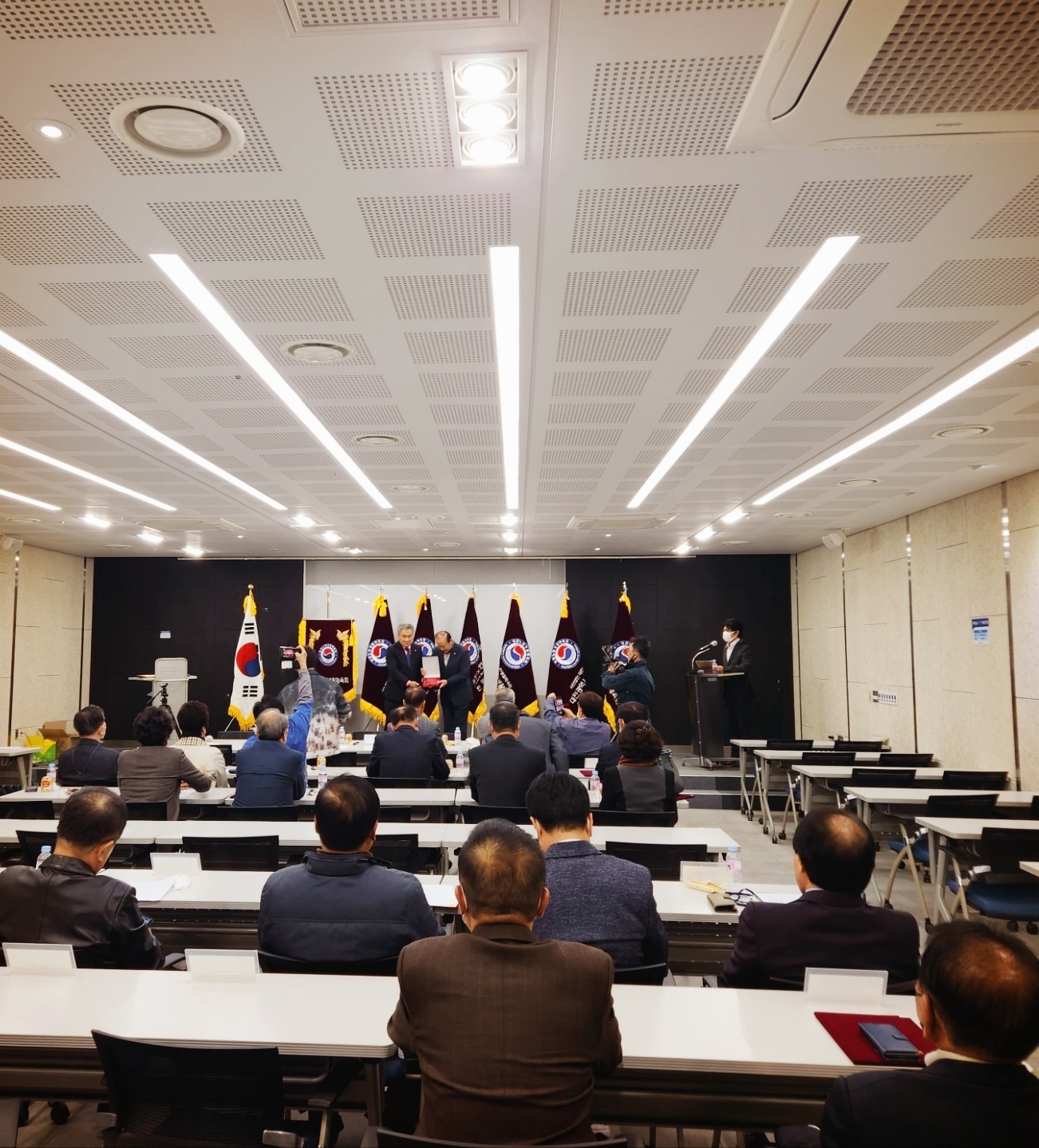 KakaoTalk_20221031_183450173_05.jpg