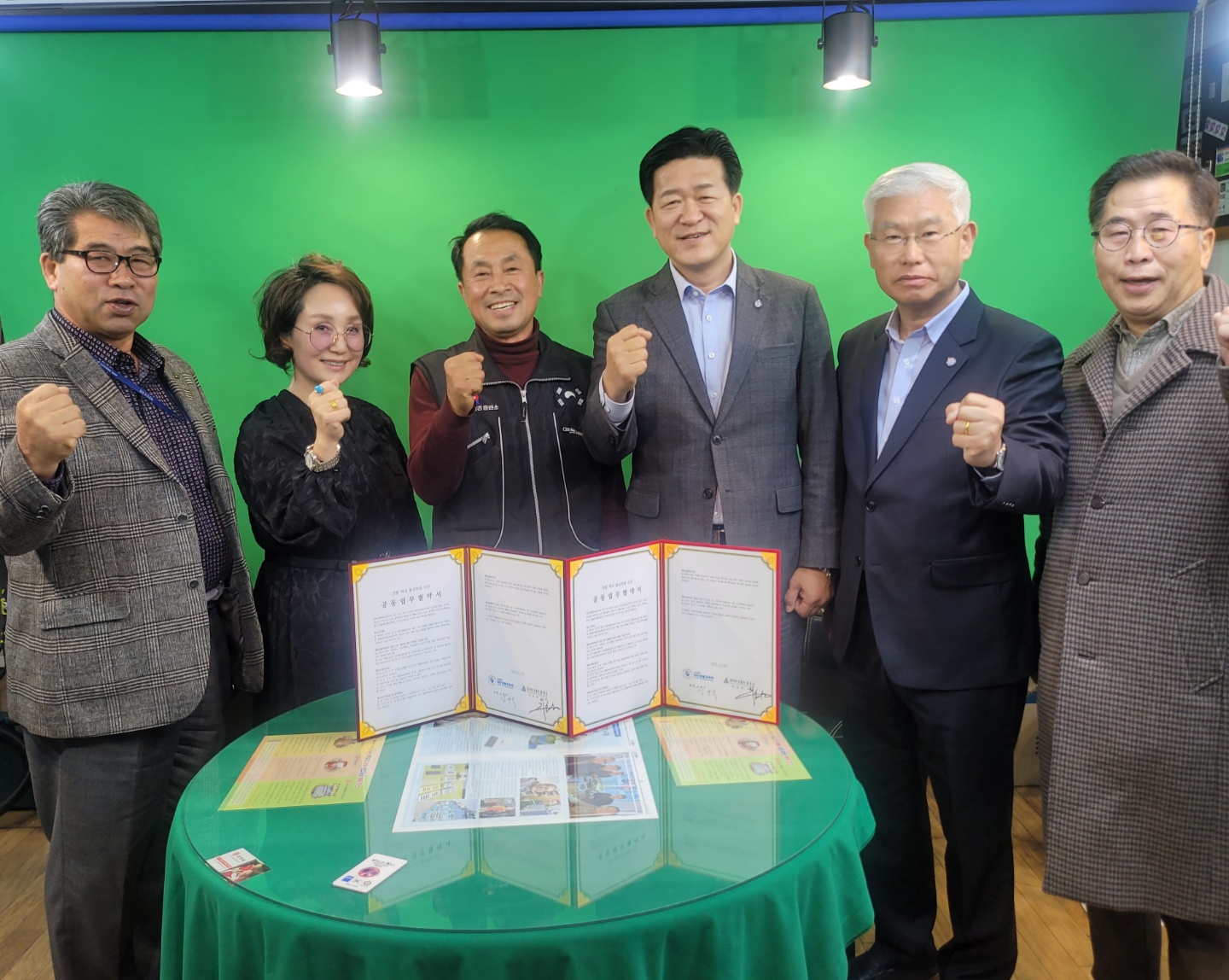 KakaoTalk_20221122_232645335_03.jpg