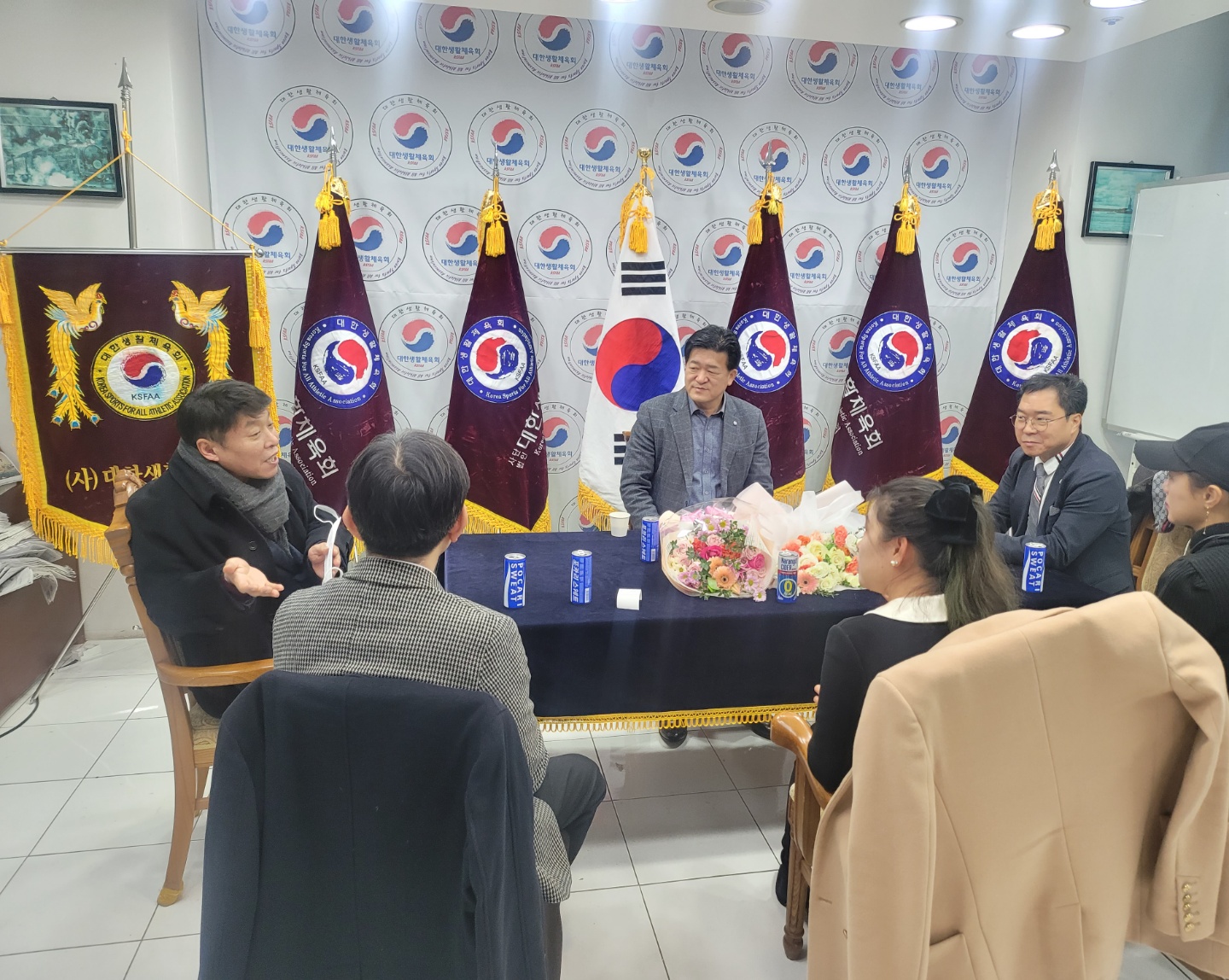 KakaoTalk_20221218_120631719_05.jpg