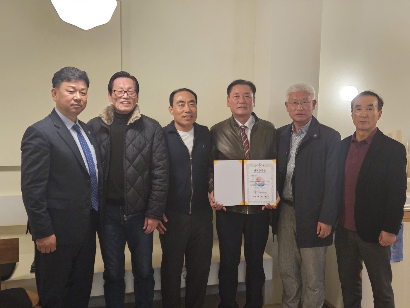 KakaoTalk_20230316_220358591_06.jpg