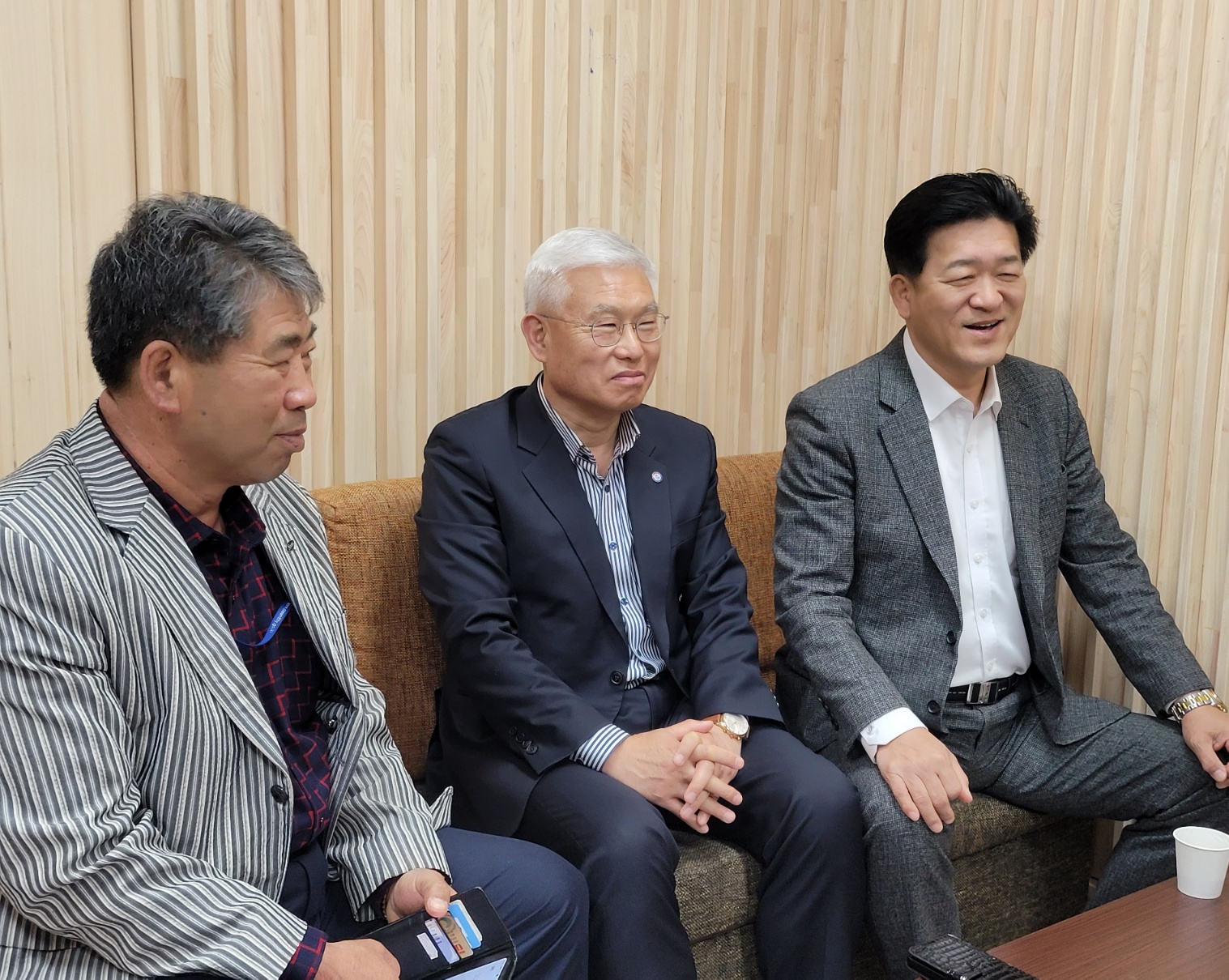 KakaoTalk_20230413_222618150_05.jpg