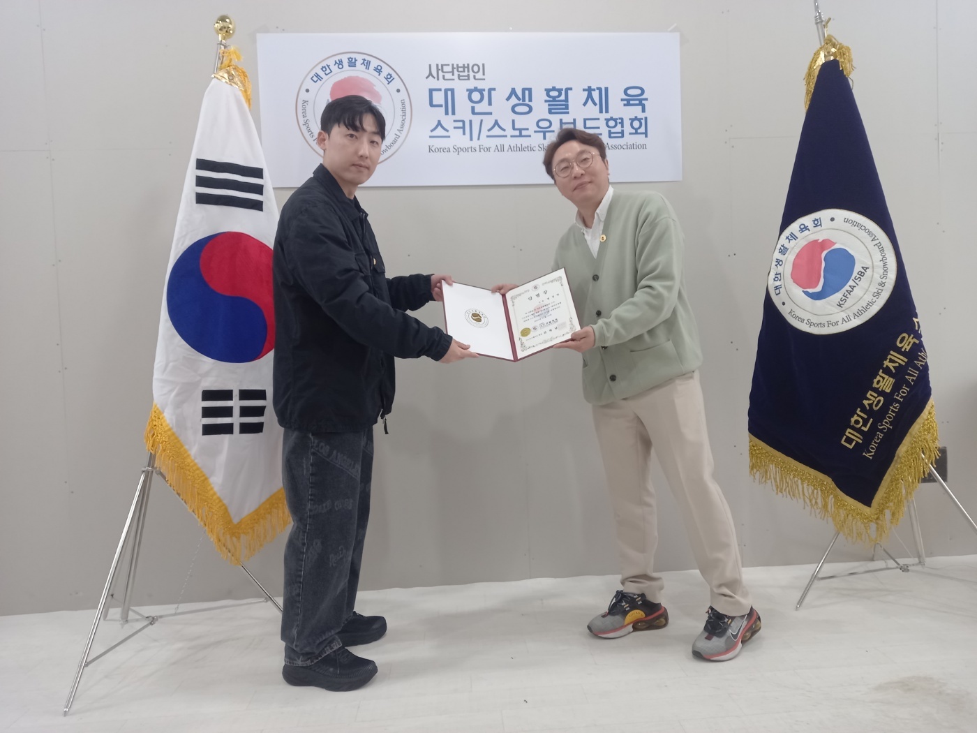 KakaoTalk_20230429_172528629_05.jpg