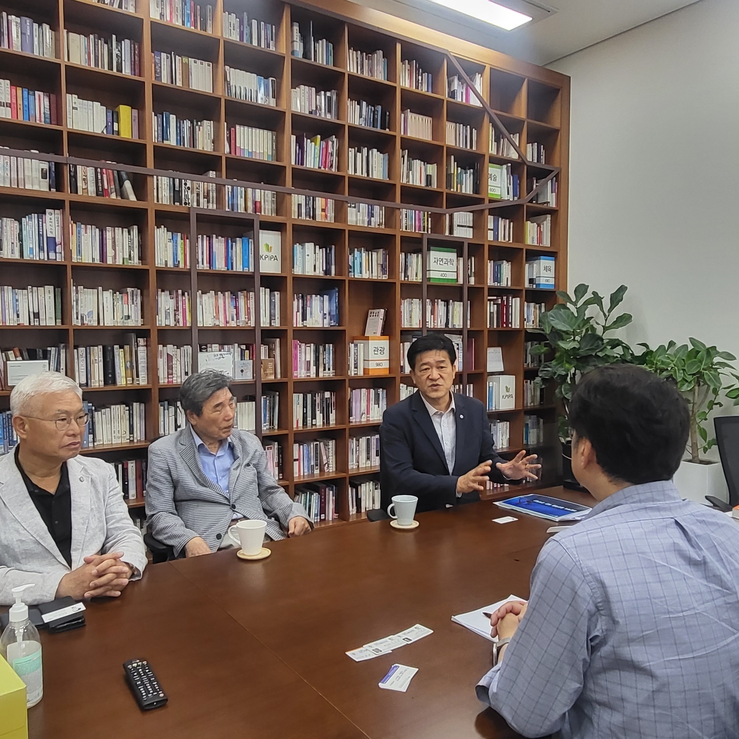 KakaoTalk_20230822_201714866_05.jpg