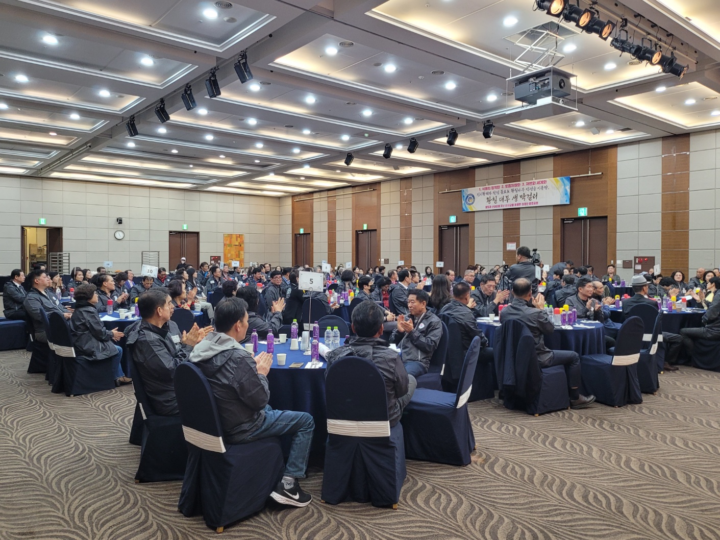 KakaoTalk_20231017_195920684_05.jpg