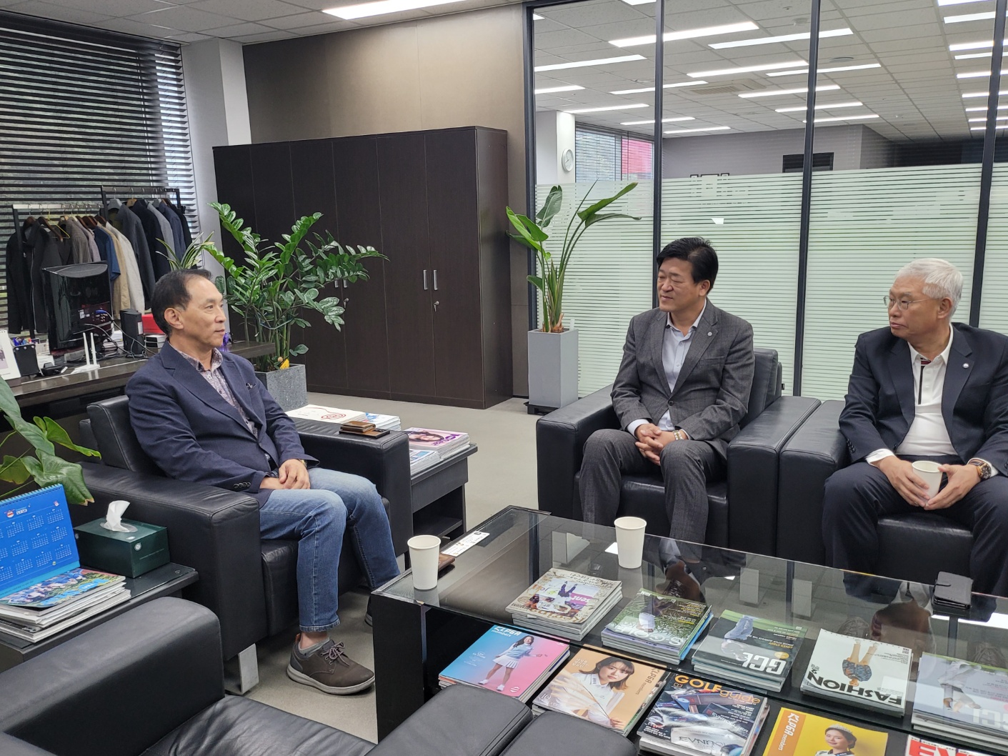 KakaoTalk_20231025_161357065_04.jpg