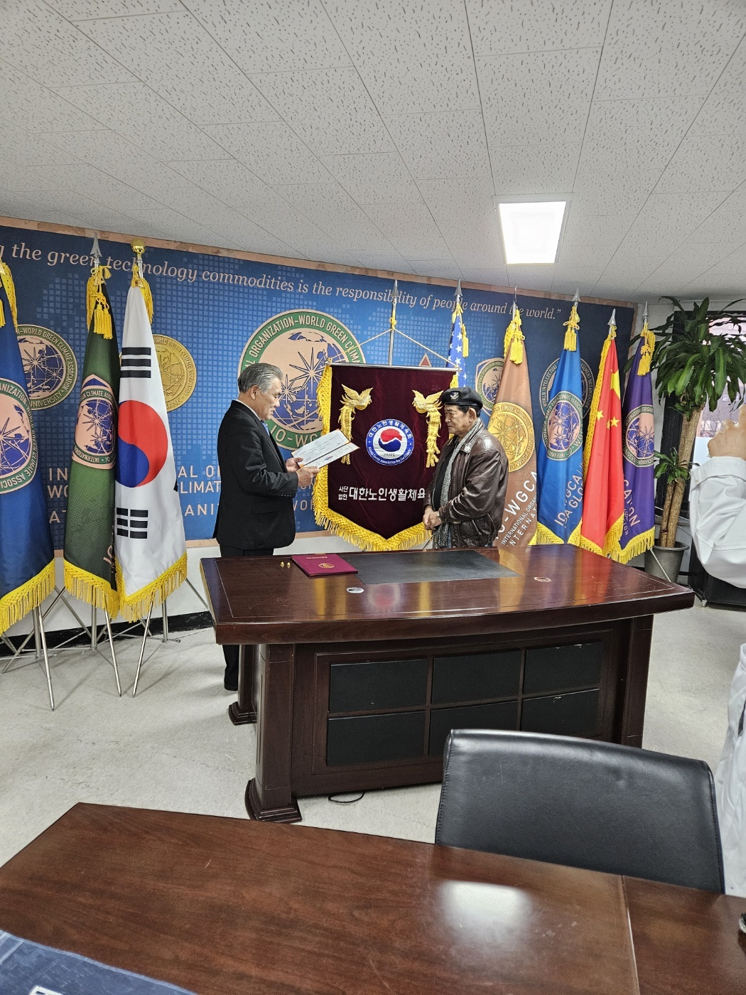 KakaoTalk_20231218_214653155_01.jpg