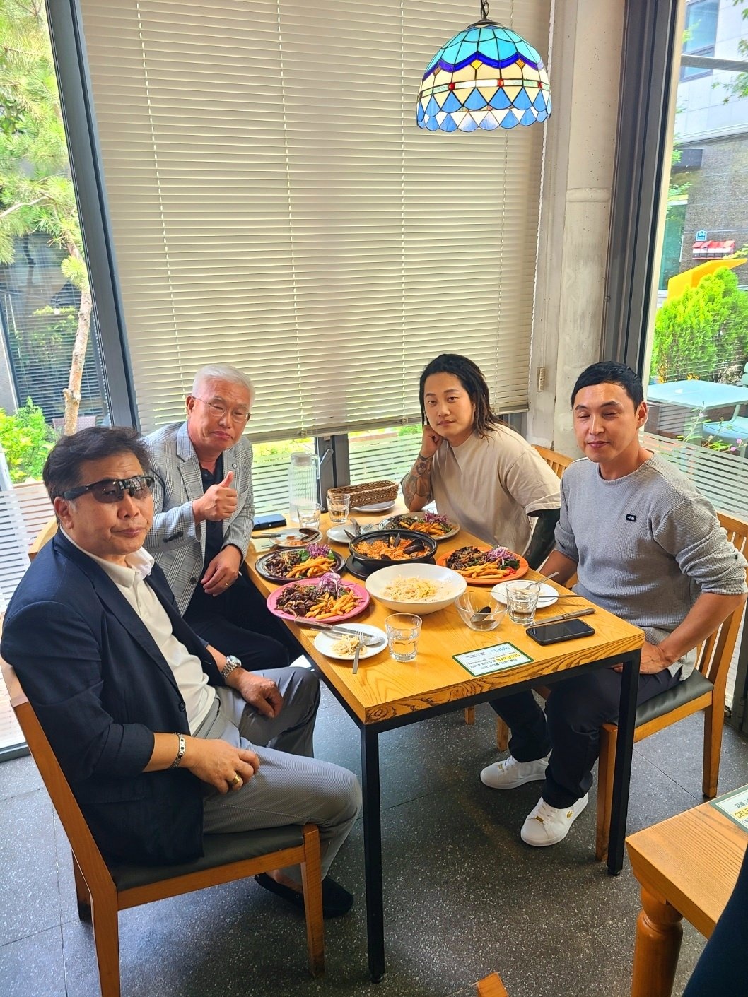 KakaoTalk_20240913_002345348_06.jpg