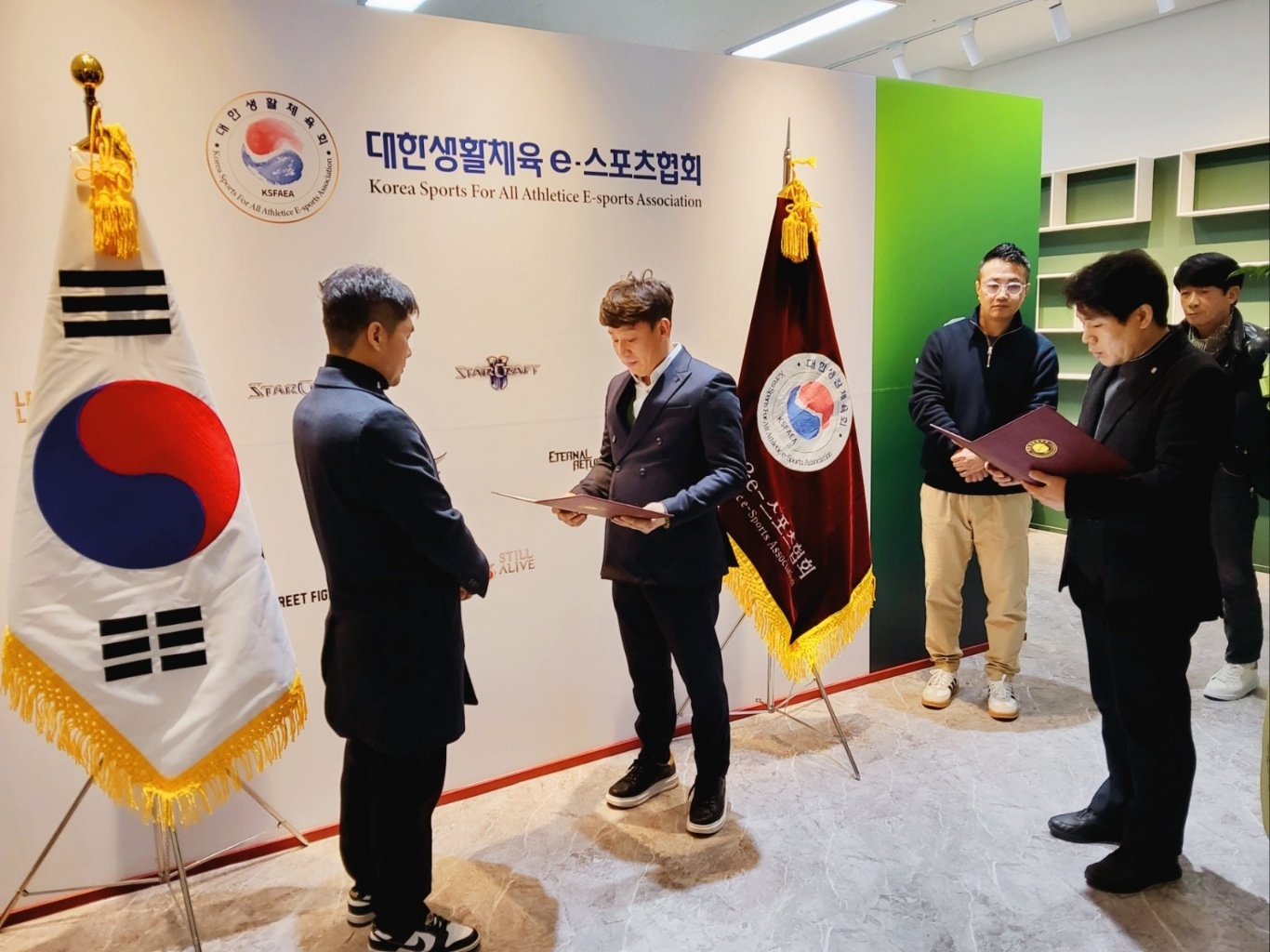 KakaoTalk_20250211_233208727_04.jpg