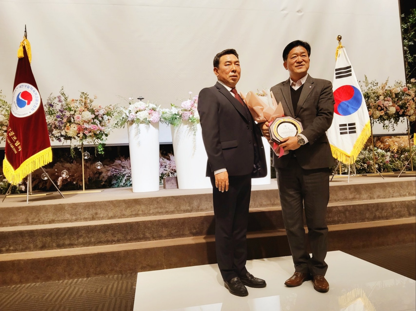 KakaoTalk_20250328_184935117_04.jpg