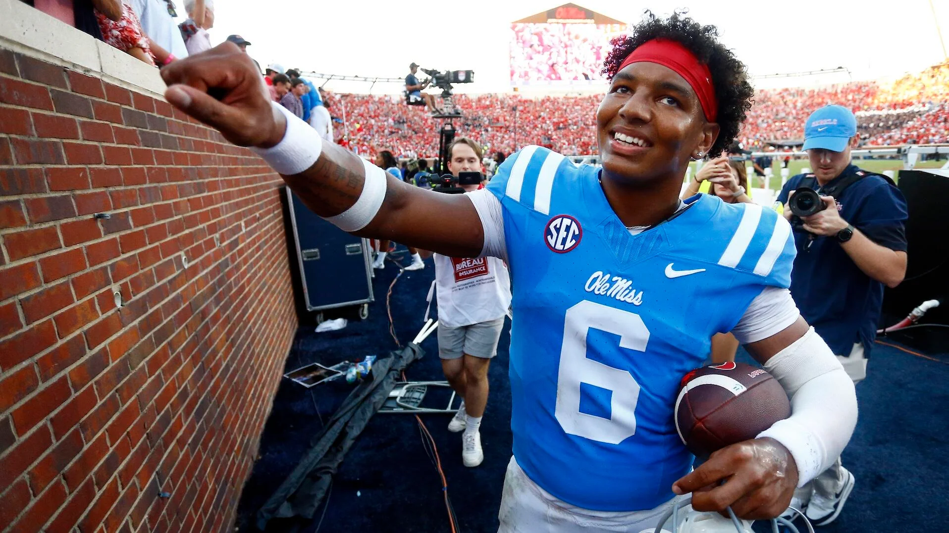 Sportsvival Scouting Lens: Trinidad Chambliss, QB, Ole Miss