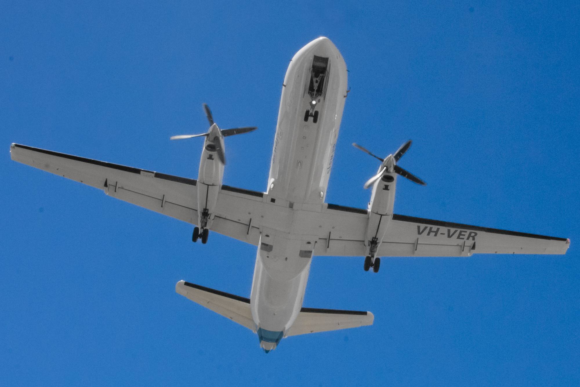 Link Airways VH-VER at YMHB by Fly45