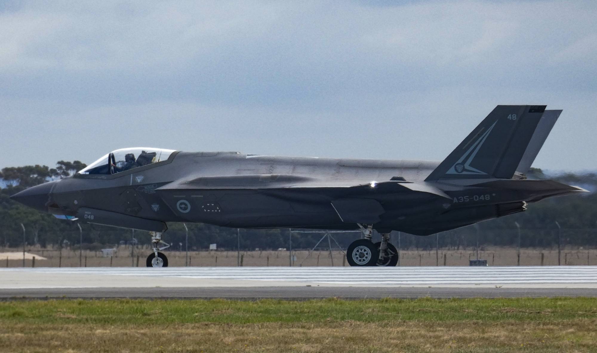 Royal Australian Air Force A35-048 at YMAV by SingingAvgeek