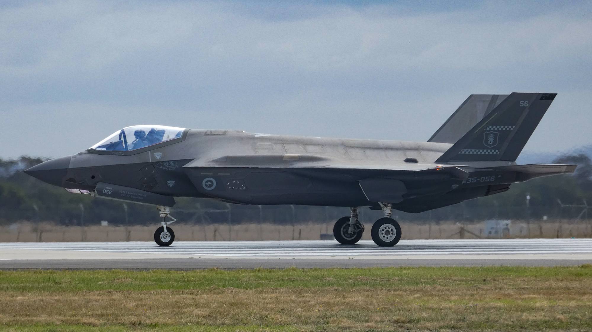 Royal Australian Air Force A35-056 at YMAV by SingingAvgeek