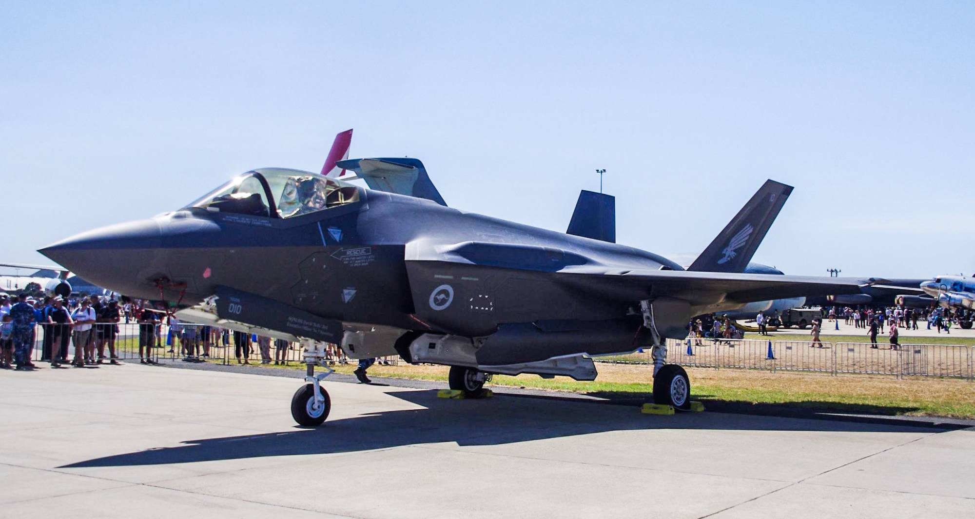 Royal Australian Air Force A35-010 at YMAV by SingingAvgeek