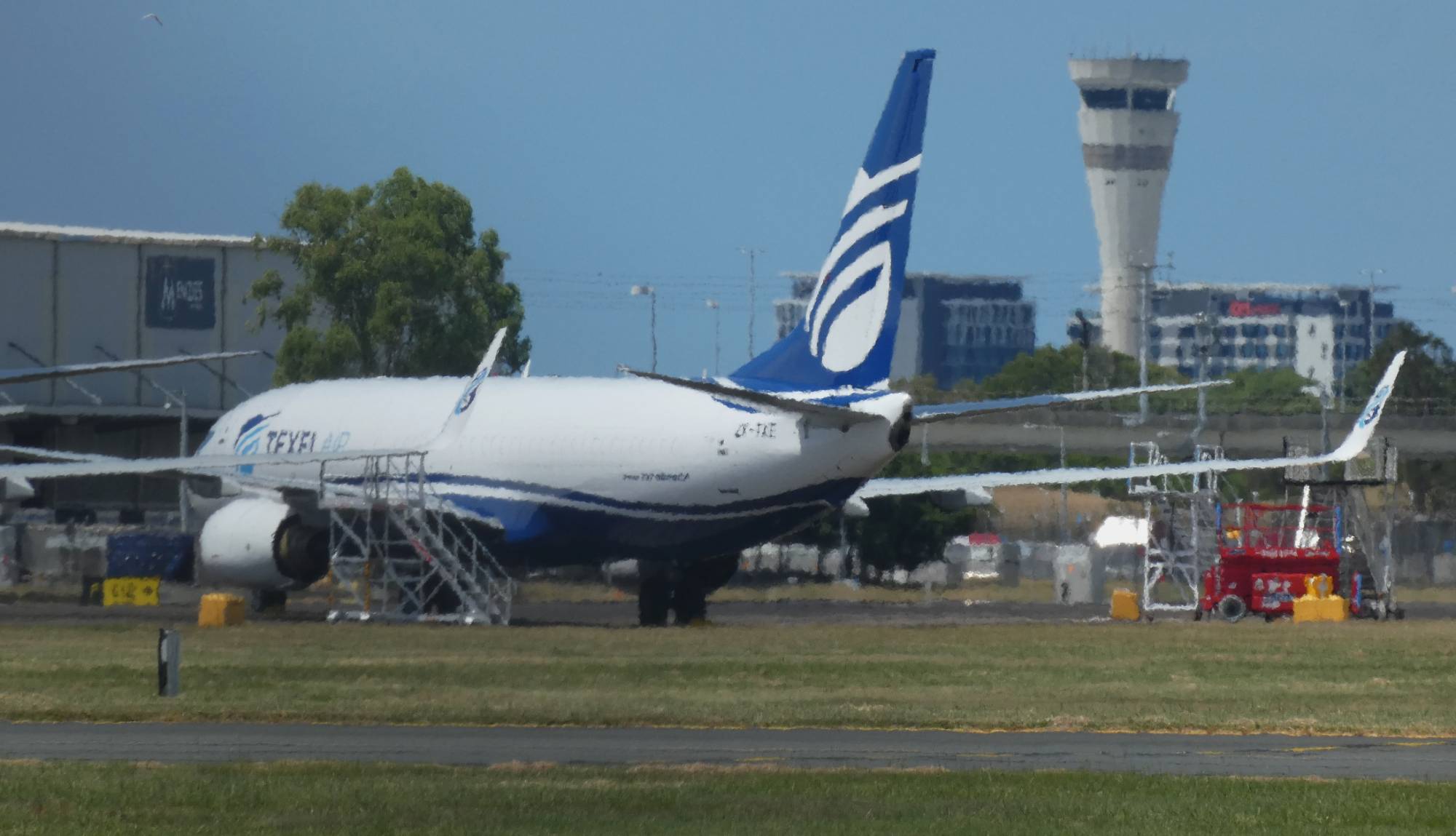 Texel Air Australasia ZK-TXE at YBBN by SingingAvgeek