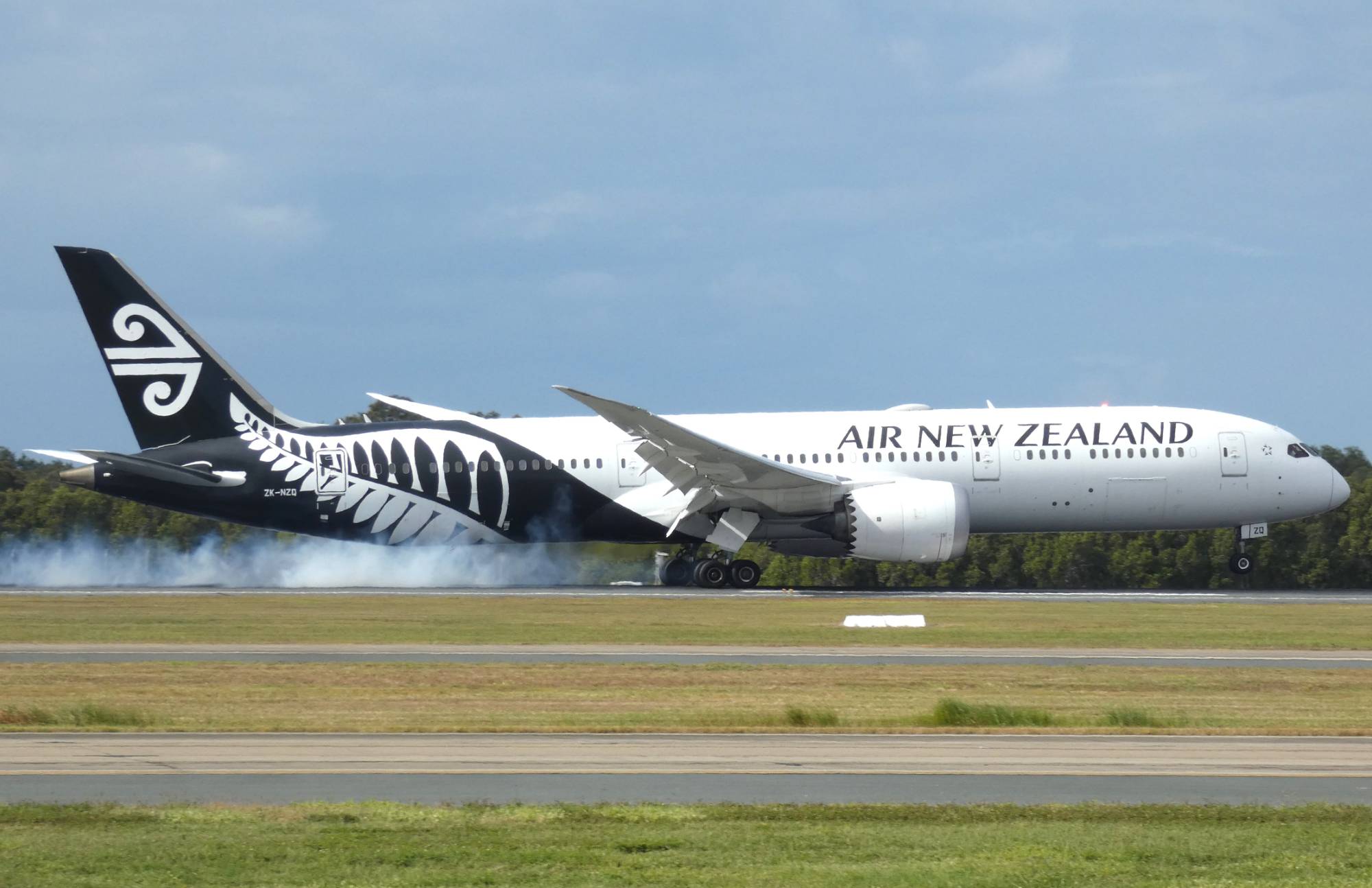 Air New Zealand ZK-NZQ at YBBN by SingingAvgeek