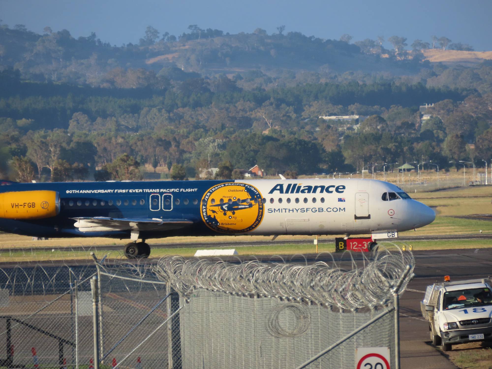 Alliance VH-FGB at yscb by Jacobs_Aviation