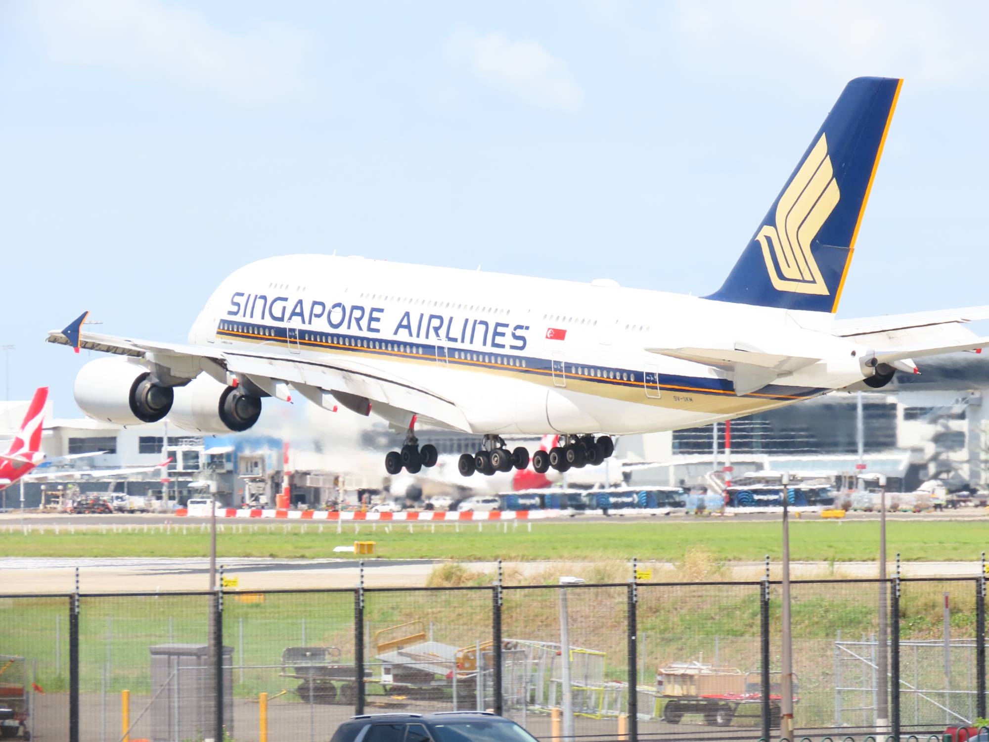 Singapore Airlines 9V-SKM at yssy by Jacobs_Aviation